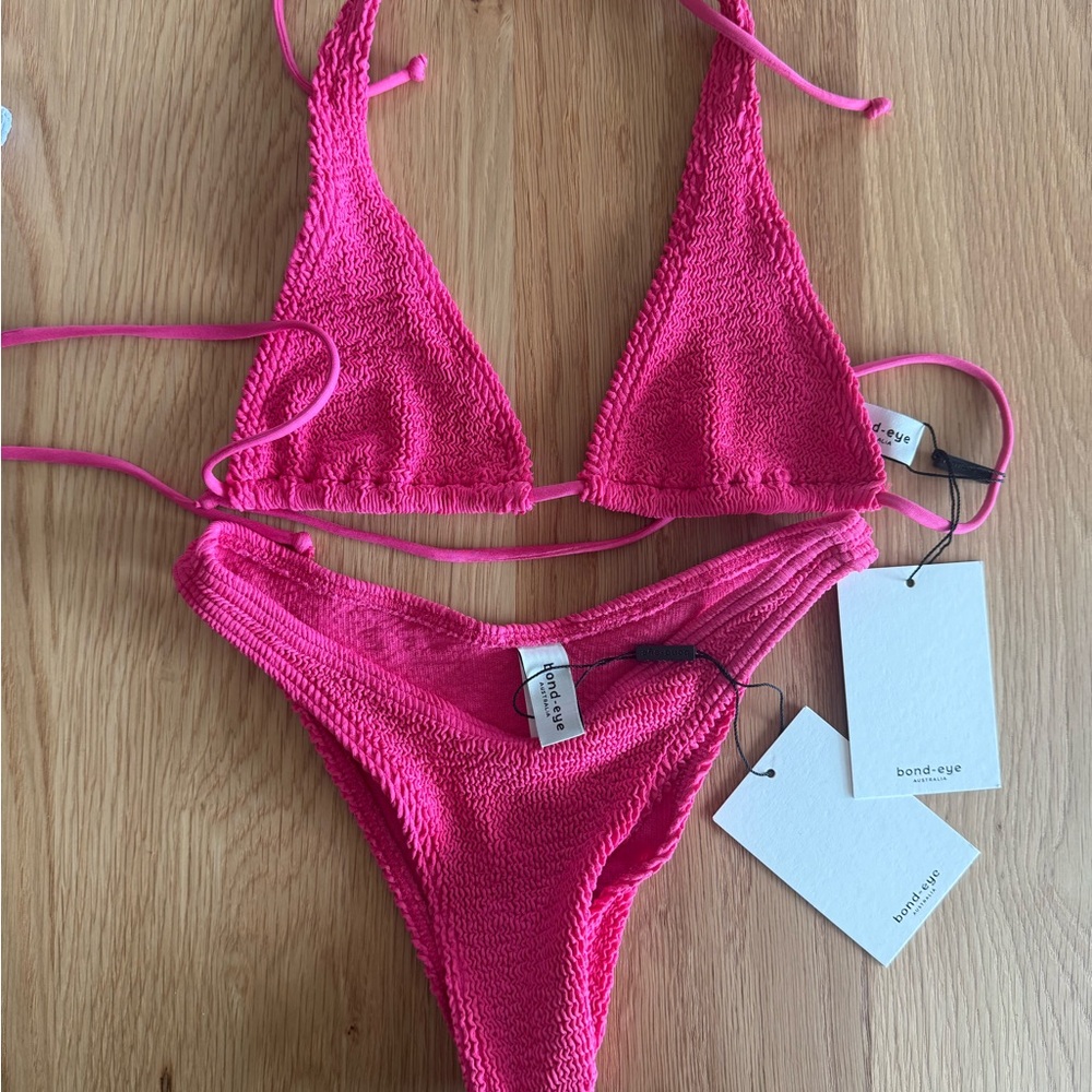 Bond-Eye Crinkle Bikini Set